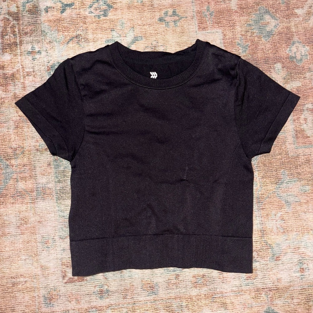 All in Motion Black Short Sleeve Tee